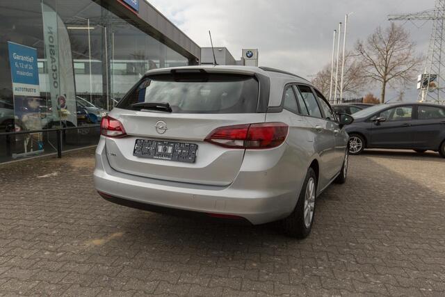 Opel ASTRA Sports Tourer 1.2 Edition