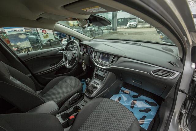 Opel ASTRA Sports Tourer 1.2 Edition