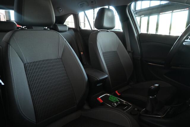 Opel ASTRA Sports Tourer 1.2 Business Elegance 1e Eigenaar! Clima Cruise Control Goed Onderhouden! Inruil Mogelijk!