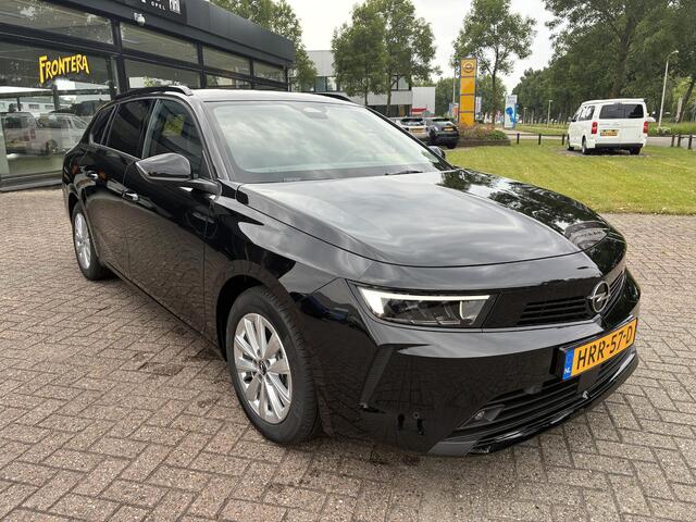 Opel ASTRA Sports Tourer 1.2 Turbo 130Pk Business Edition | Climate Control | Navigatie | Winterpakket | Camera | Parkeer sensoren | Draadloos Apple Carplay/Android Auto | LM Velgen