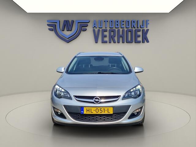 Opel ASTRA 1.4 Turbo Business+ Navi - Trekhaak - Goed onderhouden!