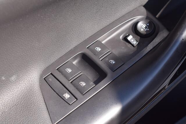 Opel ASTRA Sports Tourer 1.2 Design & Tech//Navi//Camera!!