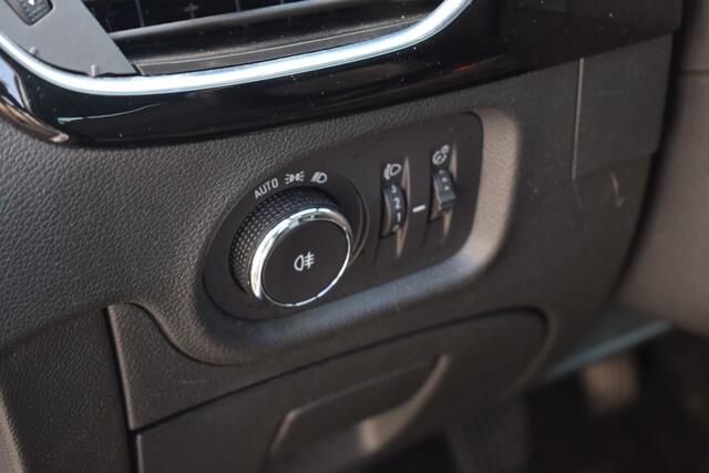 Opel ASTRA Sports Tourer 1.2 Design & Tech//Navi//Camera!!