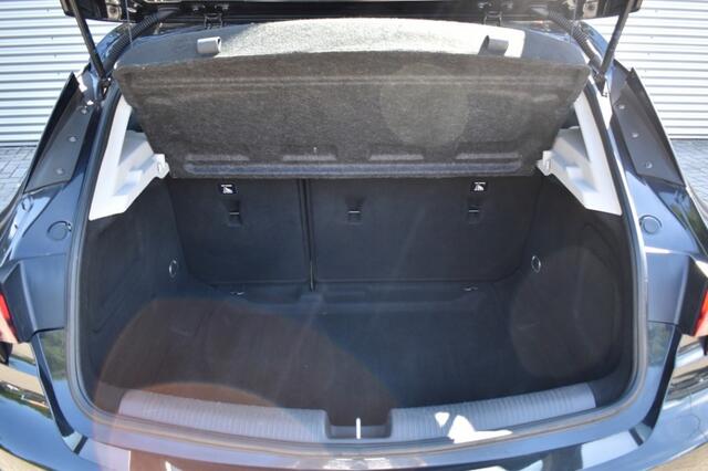 Opel ASTRA 1.0 5DRS. EDITION / PCD V+A / APPLE CARPLAY+NAVI / ECC