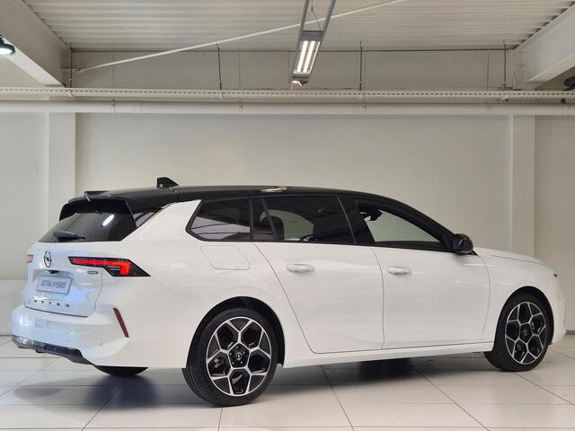 Opel ASTRA Sports Tourer 1.2 Turbo Hybrid Ultimate Automaat | Navigatie | Head-up Display | Keyless Entry | AGR Comfortstoelen |