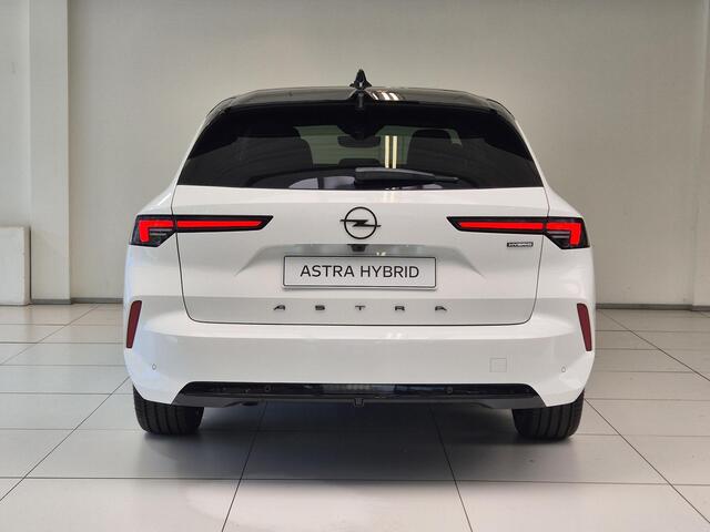 Opel ASTRA Sports Tourer 1.2 Turbo Hybrid Ultimate Automaat | Navigatie | Head-up Display | Keyless Entry | AGR Comfortstoelen |