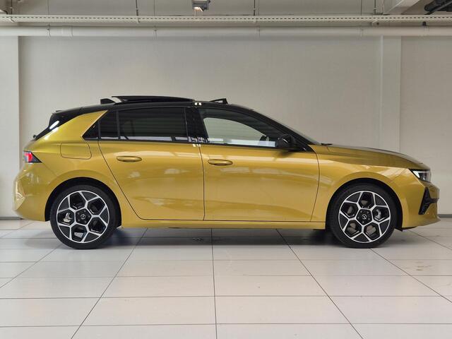 Opel ASTRA 1.2 Turbo Hybrid Ultimate Automaat | Head-up Display | Panoramisch Schuif/Kanteldak | Navigatie | Keyless Entry | AGR Comfortstoelen |