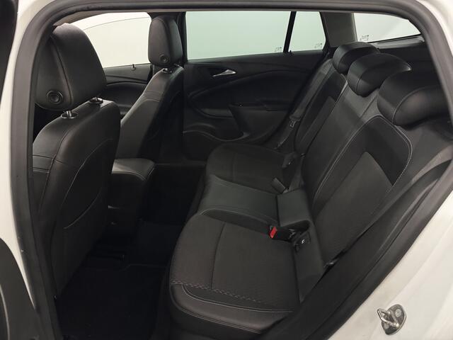 Opel ASTRA Sports Tourer 1.0 Innovation Schuifdak, Half leder, Camera, Apple carplay, Rijstrook correctie, Cruise control