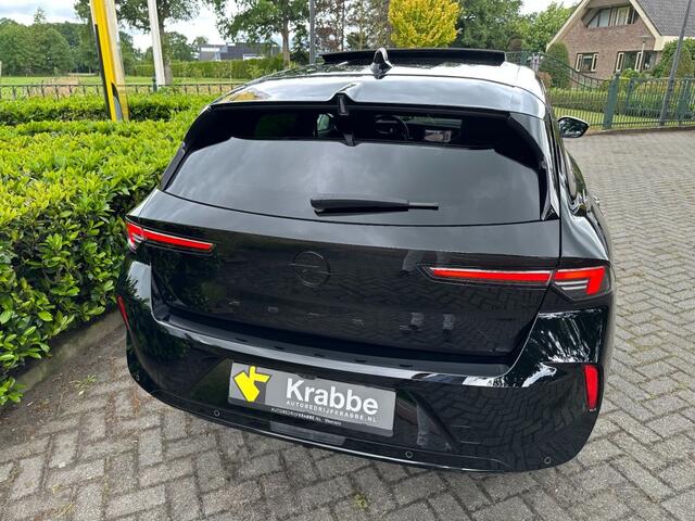 Opel ASTRA 1.2 Ultimate Pano / HUD / Keyless