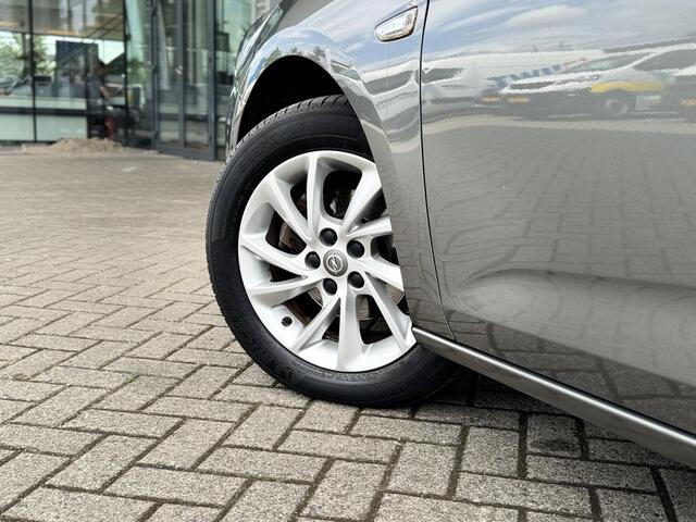 Opel ASTRA ST Innovation+ 1.4 Turbo 150pk | LED MATRIX | AGR-COMFORT STOELEN | KEYLESS | NAVI | ELEK. A.KLEP | DODEHOEK | ISOFIX |