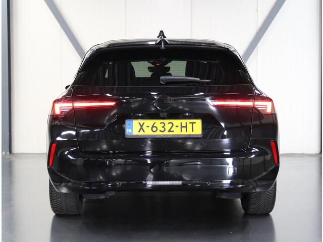 Opel ASTRA Sports Tourer 1.2 130PK Level 4 | AUTOMAAT | AppleCarPlay/AndroidAuto | Alcantara | 360°Camera | Keyless Entry&Start | Navigatie | Stoel/Stuur verwarmd | AGR Stoelen | Adaptive Cruise Control | Black Edition! |