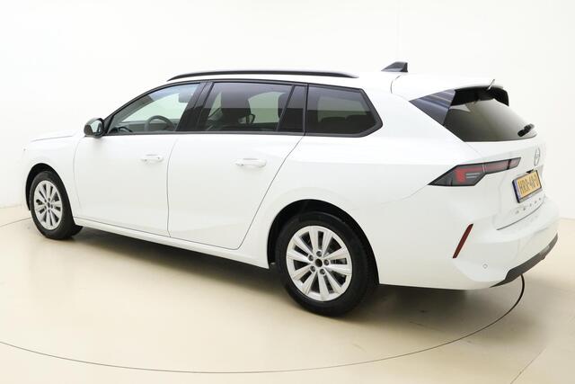 Opel ASTRA Sports Tourer 1.2 Turbo Business Edition | Climate control | Navigatie | Camera achter | Stoel en stuurverwarming | AGR stoel links | Privacy glass achter |