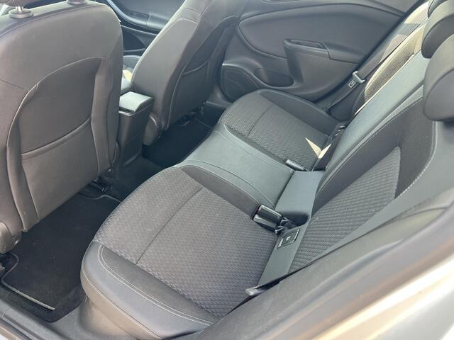 Opel ASTRA Sports Tourer 1.4 Turbo Business Executive | Nieuw Binnen! | Automaat | R link | Navi | Elektr Klep