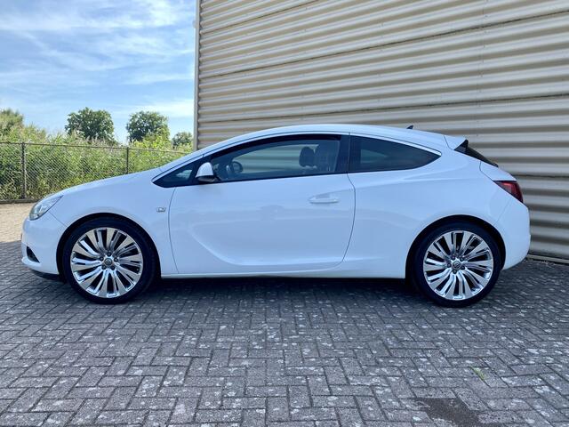 Opel ASTRA GTC 1.6 Turbo Sport 200PK [ 2e eig.dealer oh,20``lmv ]