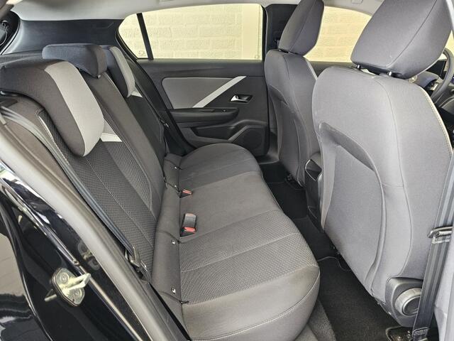 Opel ASTRA 1.2 Level 2