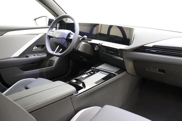 Opel ASTRA Electric 54 kWh Business Edition | Navigatie | Stoelverwarming | AGR stoel | Stuurverwarming | Lichtmetalen velgen | Adaptieve cruise control
