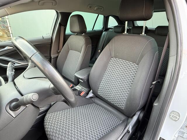 Opel ASTRA Sports Tourer BWJ 2022 1.2 111 PK Business Edition NIEUW BINNEN