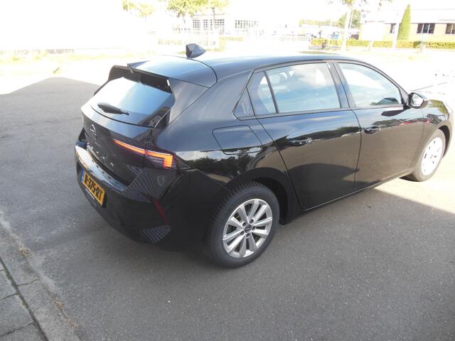 Opel ASTRA 1.2 Edition Staat in Hoogeveen
