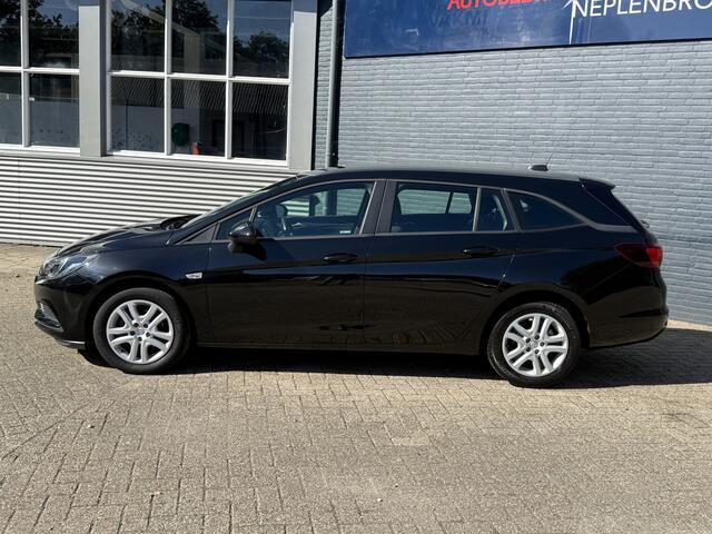 Opel ASTRA Sports Tourer 1.0 Online Edition Bj 2018 Km 72.000 105pk Dealer onderhouden !!