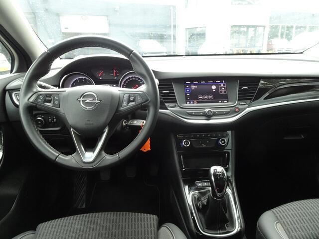 Opel ASTRA 1.2 5-Drs Elegance