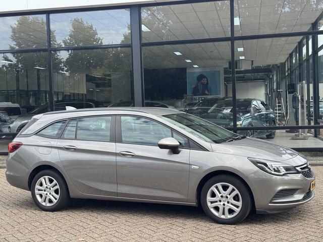 Opel ASTRA Sports Tourer 1.0 Business Executive