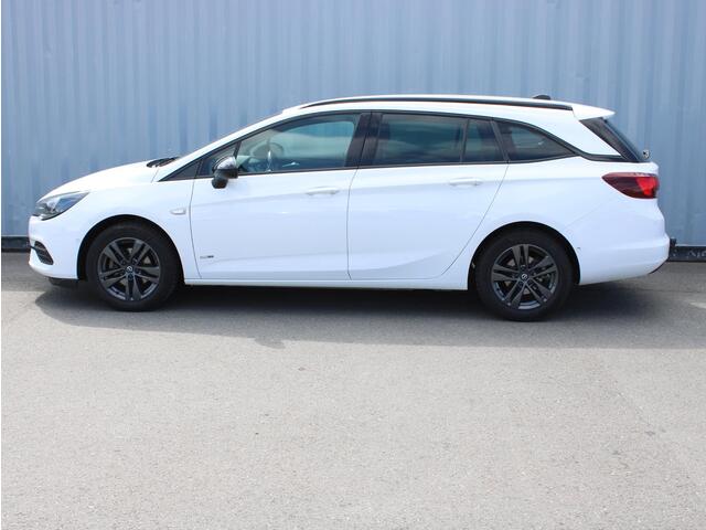 Opel ASTRA Sports Tourer 1.2T 110 Design & Tech NAVI/CAMERA/TREKH.