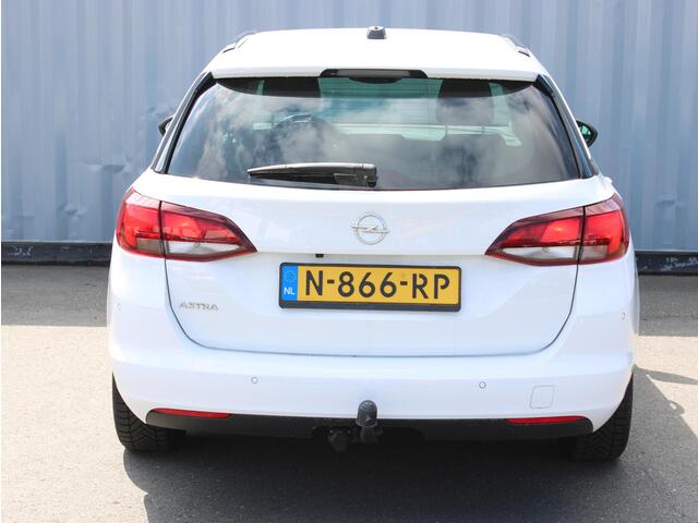 Opel ASTRA Sports Tourer 1.2T 110 Design & Tech NAVI/CAMERA/TREKH.