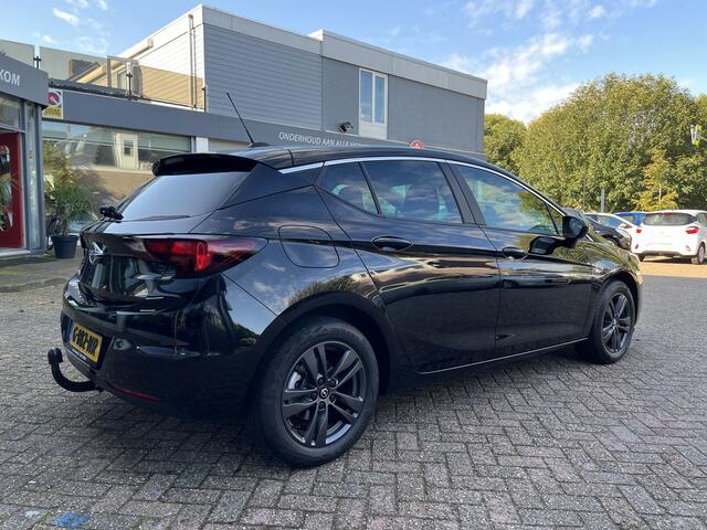 Opel ASTRA 1.4 Turbo 120 Jaar Edition Automaat, Carplay, Trekhaak,Cruise Controle.