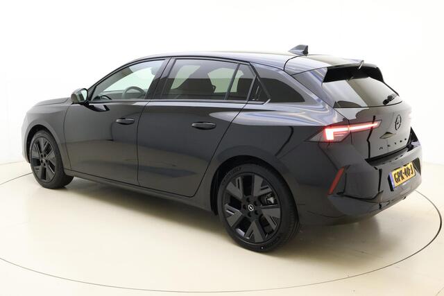 Opel ASTRA Electric 54 kWh GS | Navigatie | Stoel & Stuurverwarming | Camera | Extra getinte ramen | Lichtmetalen velgen | Keyless | Climate control