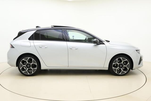 Opel ASTRA 1.2 Turbo 145pk Hybrid Automaat Ultimate | Navigatie | Alcantara bekleding | Camera | Head-up Display | Keyless | Panoramadak | Stoel- en stuurverwarming| 18" Lichtmetalen velgen