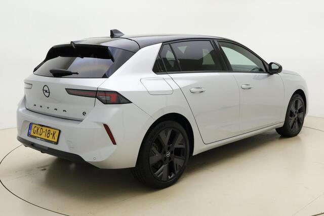 Opel ASTRA Electric 54 kWh GS | 3-fase lader | Warmtepomp | Camera | AGR-stoel | Stoelverwarming | Stuurverwarming | Two-tone lak | Adaptive cruise control