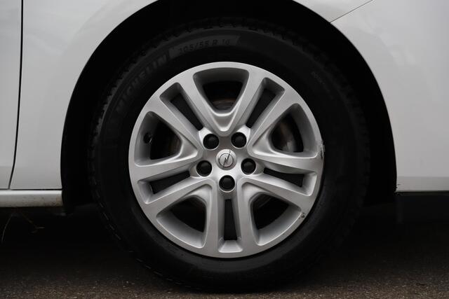 Opel ASTRA Sports Tourer 1.2 Edition 110PK Navigatie Carplay Android Airco Cruise Bluetooth Parkeersensor