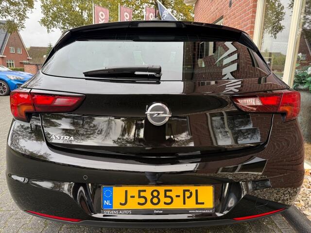 Opel ASTRA 1.2 Edition 131 PK SPORTSTOEL / CAMERA / 2X PDC / LED / LMV / NA