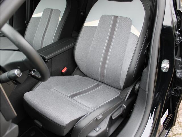 Opel ASTRA 1.2T Elegance | Camera / Stoelverw. / Navi