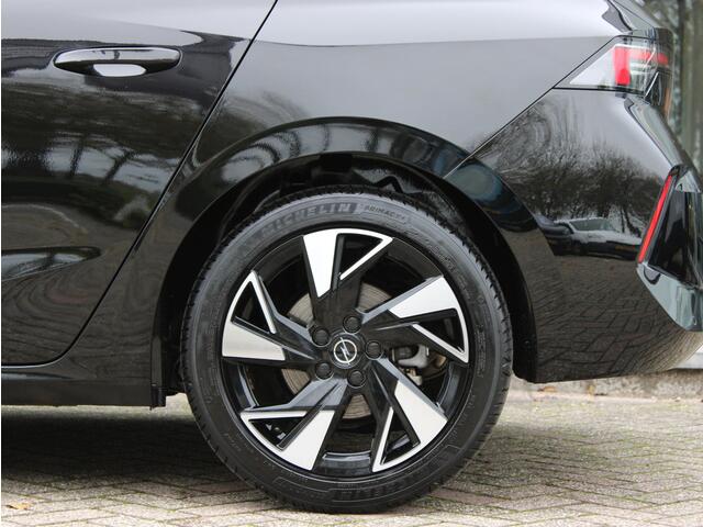 Opel ASTRA 1.2T Elegance | Camera / Stoelverw. / Navi
