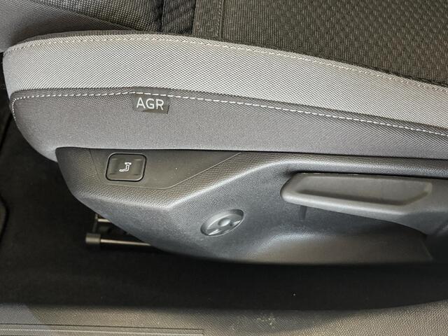 Opel ASTRA Sports Tourer 1.2 Turbo Hybrid Business Edition Automaat | Navigatie | Adaptive cruise control | Android auto / Apple carplay | Stoelverwarming