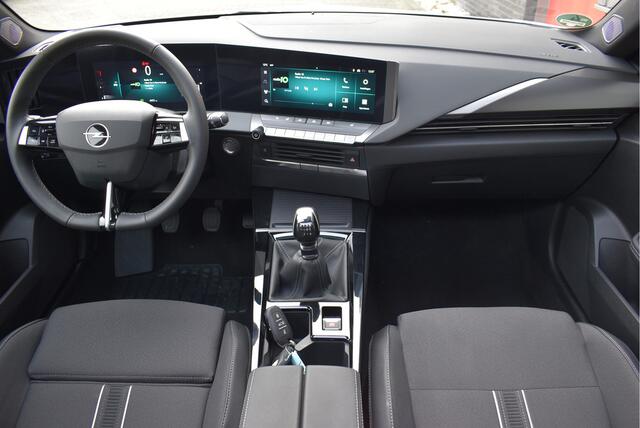 Opel ASTRA Sports Tourer 1.2 Turbo GS Panorama, Adaptive cruise, 360", Stuur/stoelverwarming, Keyless