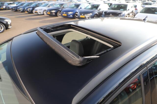 Opel ASTRA Sports Tourer 1.0 Turbo Business Executive 105PK Trekhaak Schuifdak Navigatie Carplay Android Climate Cruise Control