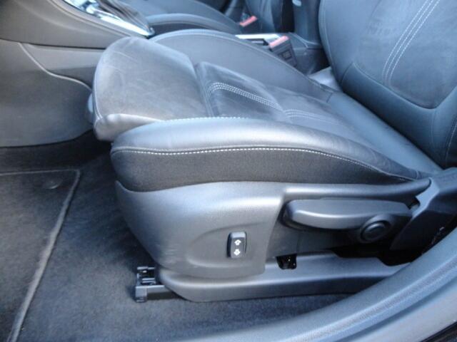 Opel ASTRA 1.4 Turbo 145 PK Automaat ,Navi ,Stoelverwarming ,Parkeerhulp ,Alcantara bekleding