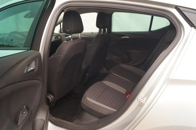 Opel ASTRA 1.2 110pk Business Executive -NAVI-ECC-PDC-CAM-