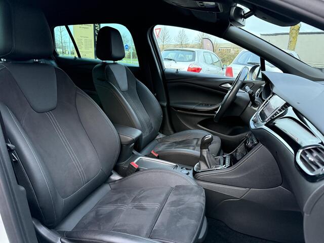 Opel ASTRA Sports Tourer 1.2 Ultimate 2e Eigenaar,Navi,Clima,Camera,Cruise,PDC V+A,N.A.P,Dealer Onderhouden,6 Bak,146pk,APK tot 04-2026