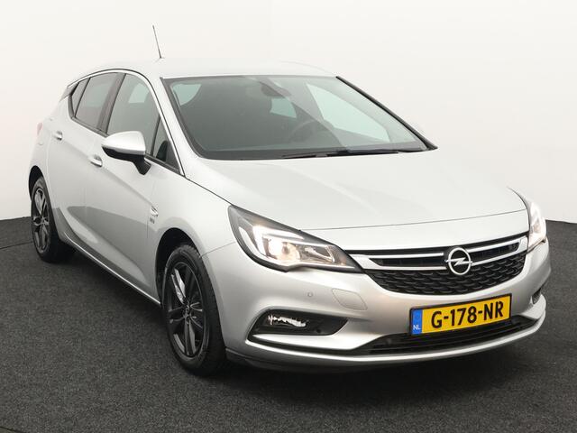 Opel ASTRA 1.0 Turbo 120 Jaar Edition Airco, Apple Carplay/Android Auto, Bluetooth, Boordcomputer, Cruise control, Elek. Stabiliteits Programma, Stuur multifunctioneel, Regensensor, Warmtewerend glas, Navigatiesysteem full map De Opel Astra 1.0 Turbo 120 Jaar Editio