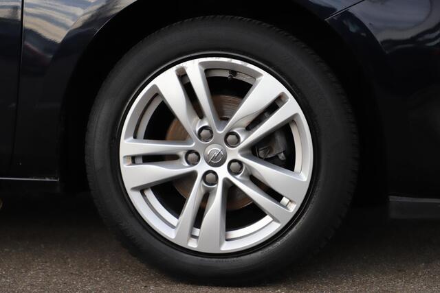 Opel ASTRA Sports Tourer 1.0 Business Executive 105PK Trekhaak 16 inch LMV Navigatie Clima Cruise Keyless Carplay Android Parkeersensor Rijstrooksensor