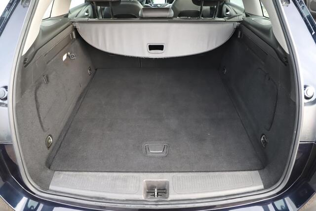 Opel ASTRA Sports Tourer 1.0 Business Executive 105PK Trekhaak 16 inch LMV Navigatie Clima Cruise Keyless Carplay Android Parkeersensor Rijstrooksensor