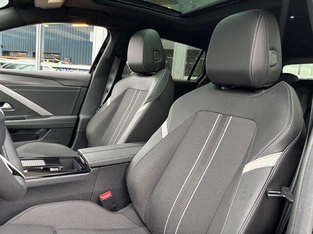 Opel ASTRA 1.2 TURBO GS AUTOMAAT BLACKLINE PANORAMADAK LMV CAMERA360