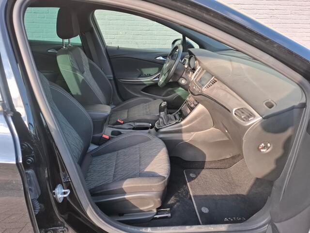 Opel ASTRA Sports Tourer 1.2T 111PK Navi Ecc Camera Cruise Control Pdc AGR Comfort Stoel Edition 2020+ Pakket Export Led Apple Carplay Android Auto Lmv Stoel+Stuurverwarming Lane Assist Origineel Nederlandse Auto