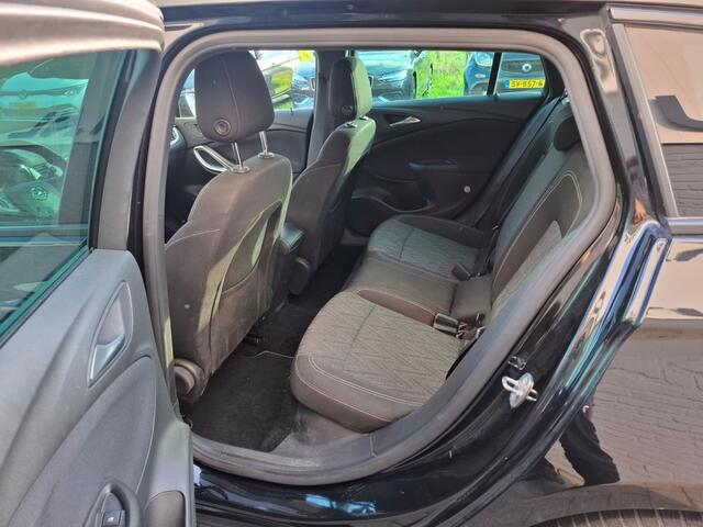 Opel ASTRA Sports Tourer 1.2T 111PK Navi Ecc Camera Cruise Control Pdc AGR Comfort Stoel Edition 2020+ Pakket Export Led Apple Carplay Android Auto Lmv Stoel+Stuurverwarming Lane Assist Origineel Nederlandse Auto