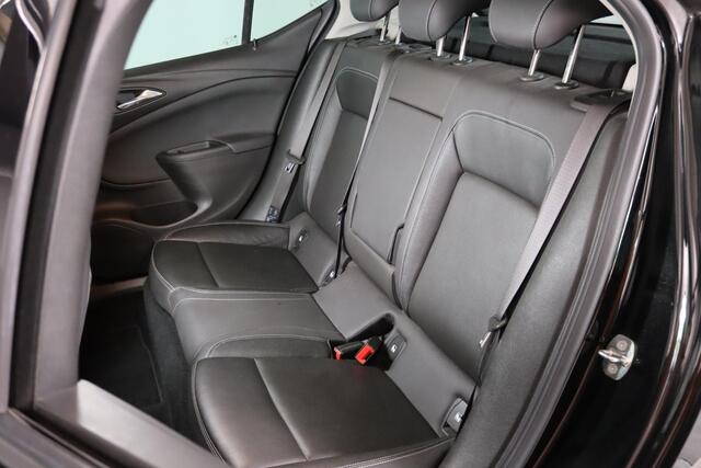 Opel ASTRA 1.4 Turbo Sport, Lederen bekleding, Camera, Stuurwielverwarming, Stoelverwarming, Carplay