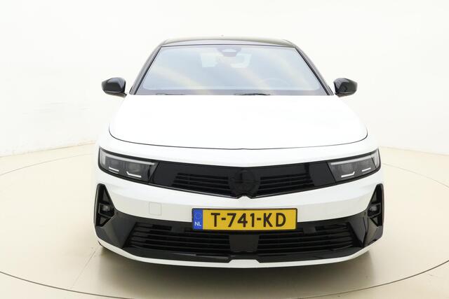 Opel ASTRA 1.6 Turbo Plug In Hybrid GSe | Navigatie | Stoel & Stuuverwarming | Alcantara bekleding | Zwart dak | Keyless | Camera | D Radio | Draadloze telefoonlader | Sportief!