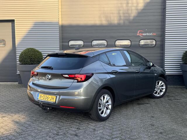 Opel ASTRA 1.2 Blitz Elegance | Navigatie | Parkeersensoren | Stoel/Stuurverwarming | Lichtmetalen Velgen |